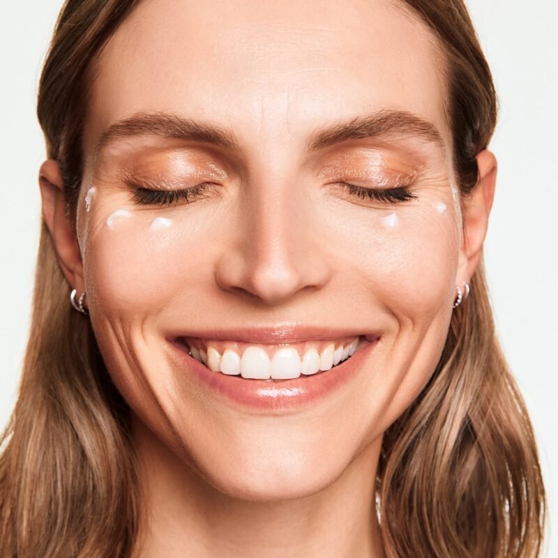 Lift + Firm Eye Cream ( 15 ml ) - Image 5