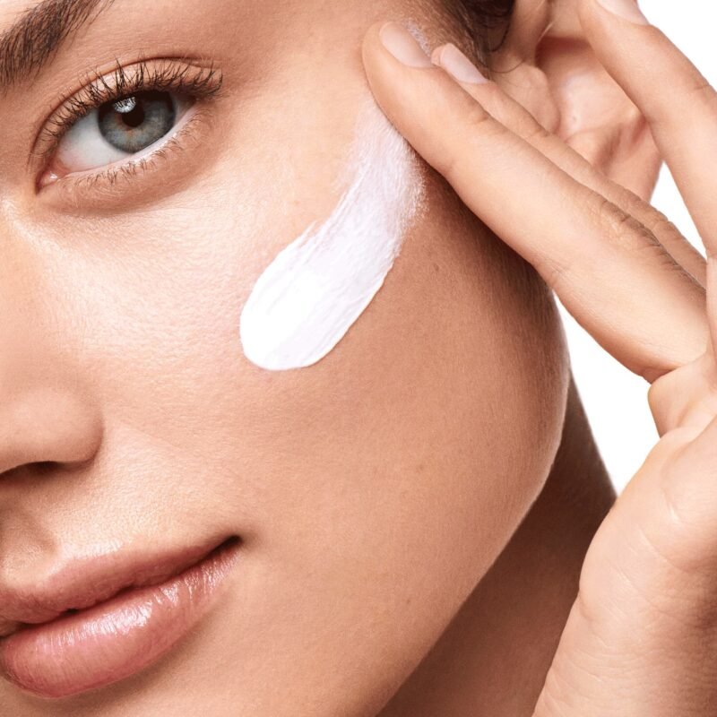 Hydra Radiance Day Cream Light ( 50 mL ) - Image 5
